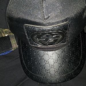 Black/black leather Gucci hat